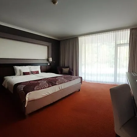 Aquaworld Complex 4*