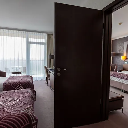 Aquaworld Resort 4*