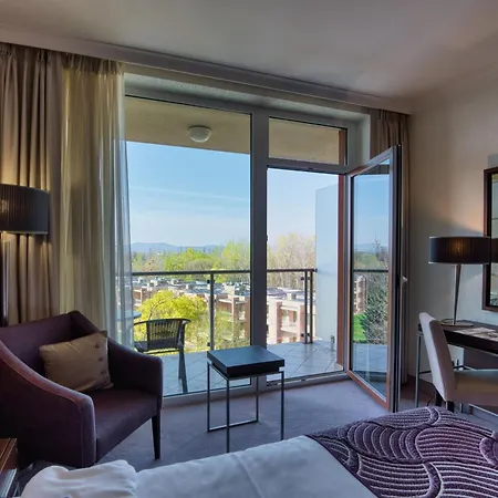 Aquaworld Resort 4*
