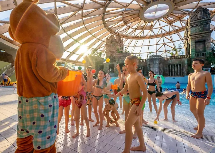 أكواورلد منتجع 4*