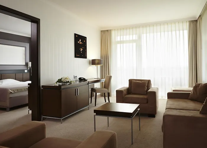 منتجع أكواورلد