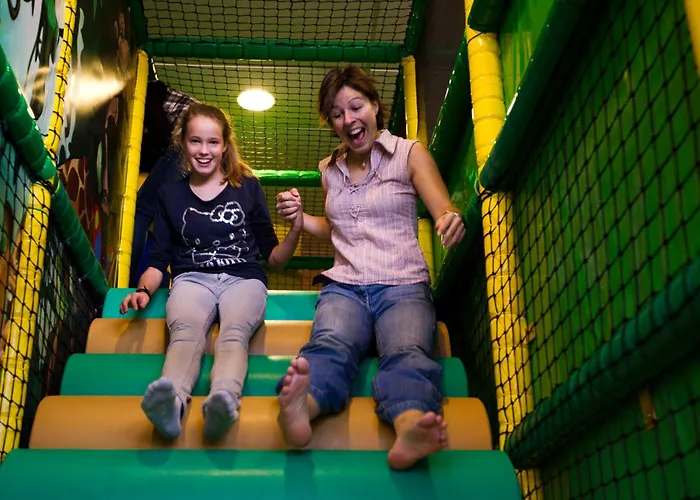 منتجع أكواورلد