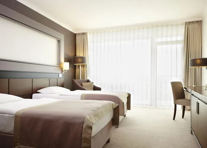 أكواورلد 4* بودابست