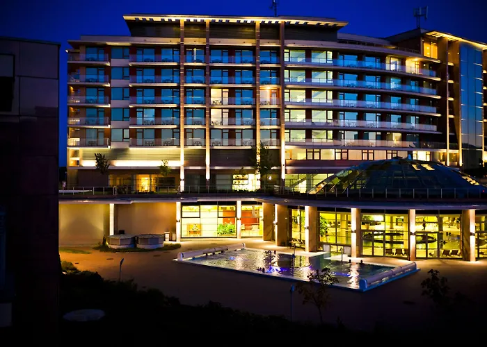 أكواورلد 4* بودابست