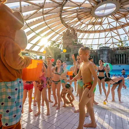 Aquaworld Ośrodek wypoczynkowy 4*