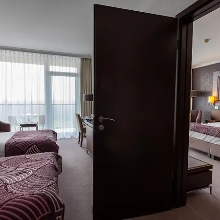 Aquaworld 4* Budapeszt